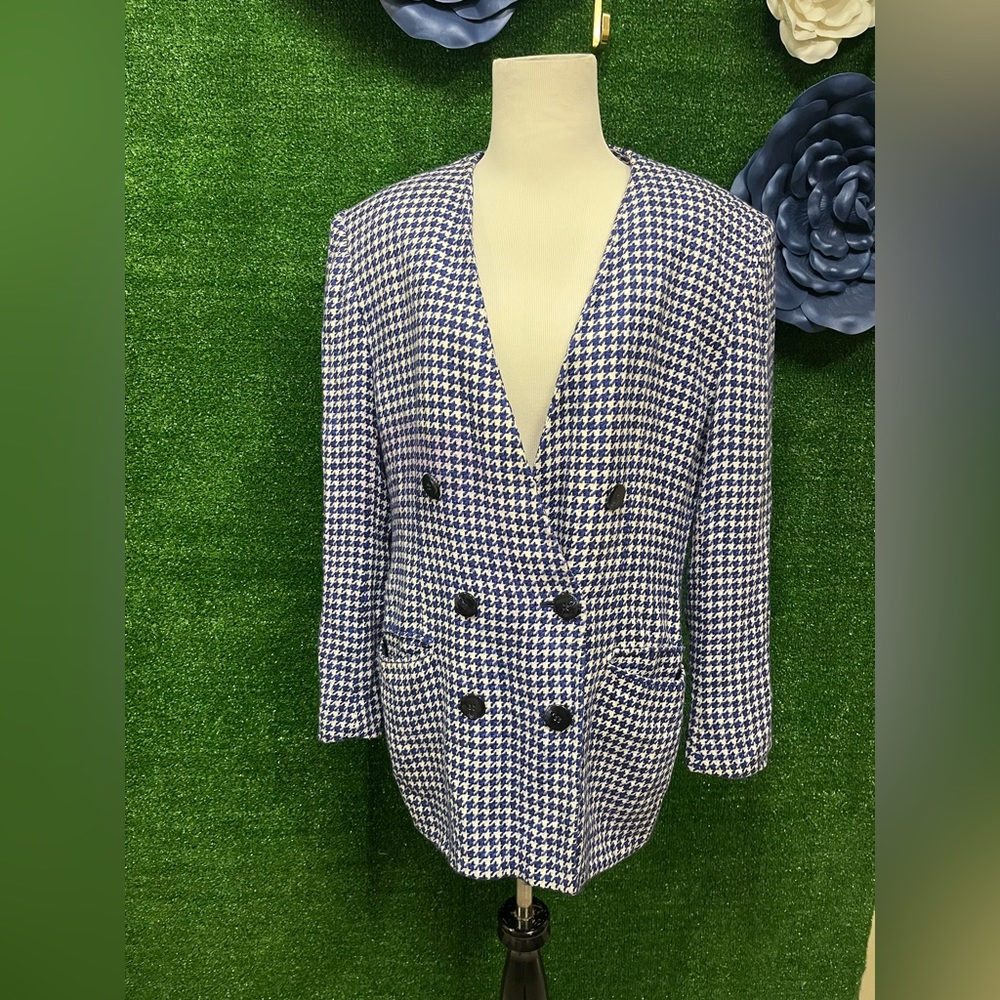 Jacobsons Blue And White Checkered Suit Coat Fits Like A Medium Large